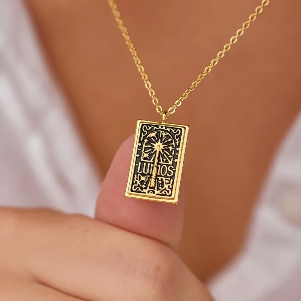 Pura Vida Harry Potter Lumos Pendant Necklace Gold Plated NIP - Picture 2 of 5